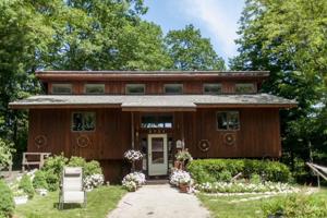 5754 W Duck Lake