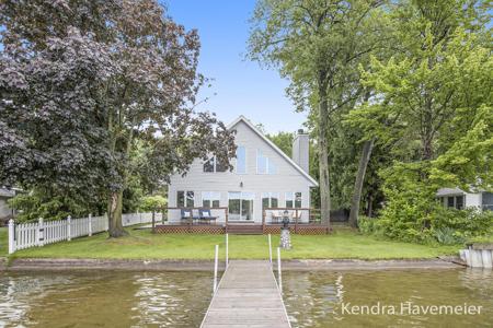 8765 Je Ne Be Drive NE