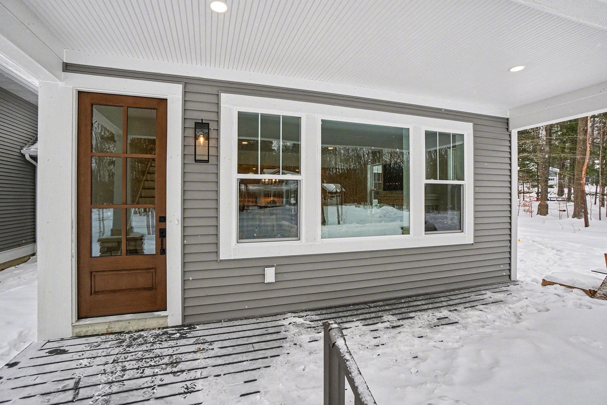 Image 4: 004_file_2563