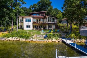 24751 Lakewood Circle