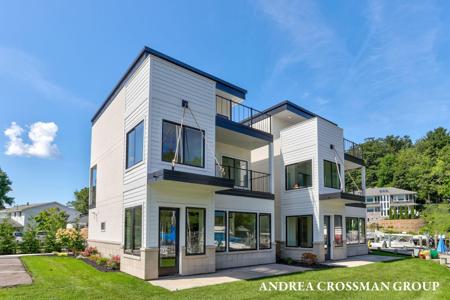 1 N Bailey Avenue