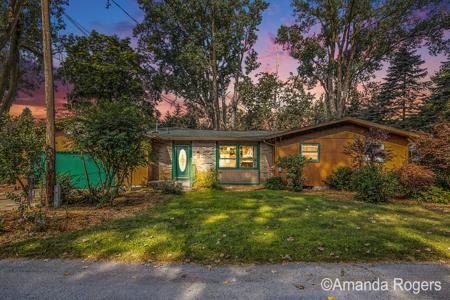 4365 Bedaki Avenue NE