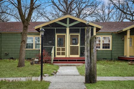15657 Lakeshore Road