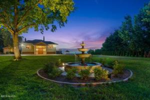 3500 Lake Shore Drive