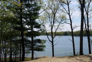 4822 S Pettit Lake