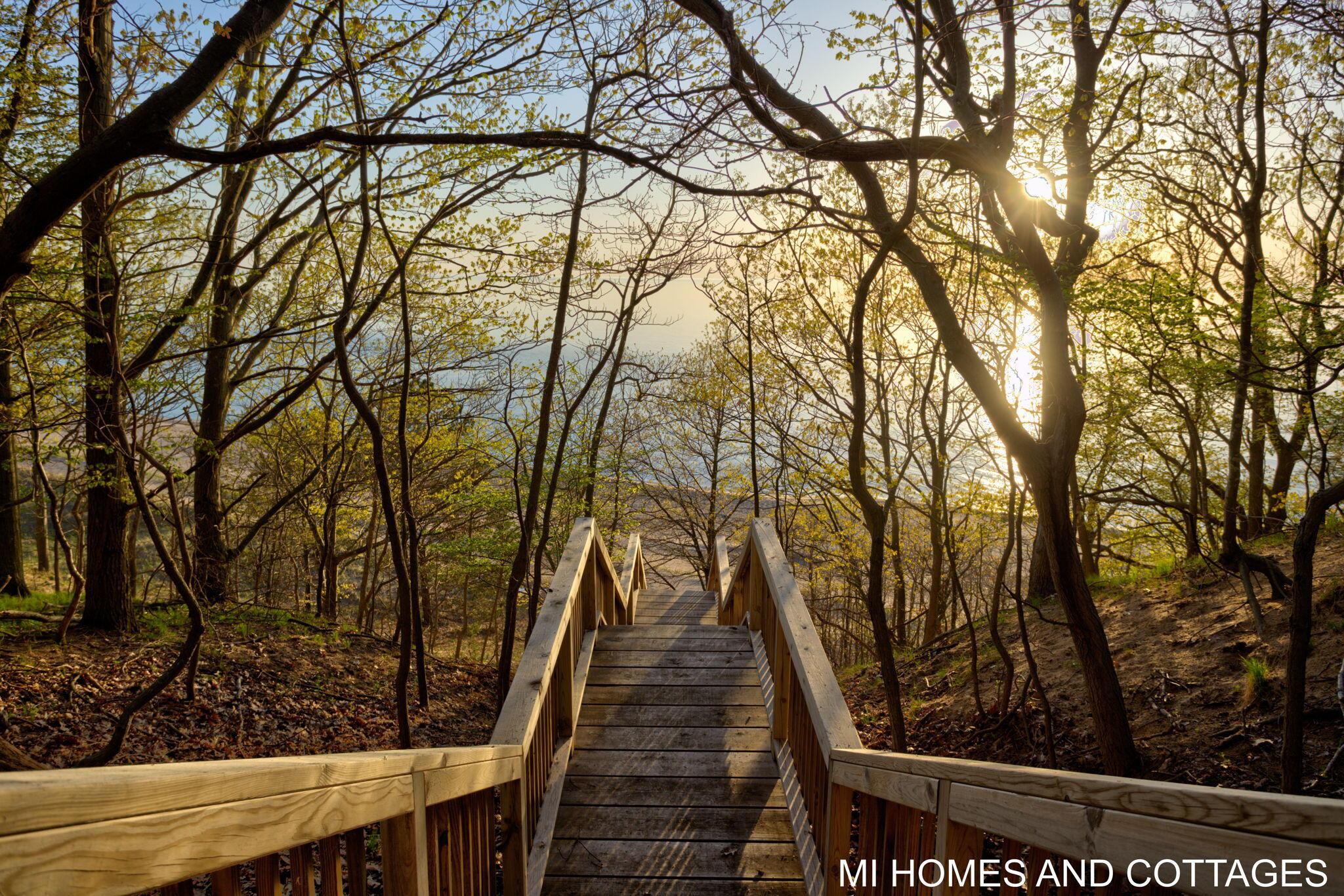 Image 4: 20-web-or-mls-345-dunegrass-cir-dr