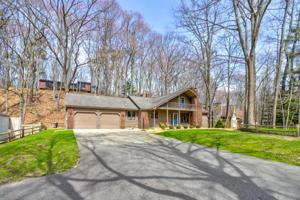 2381 Eagle Drive