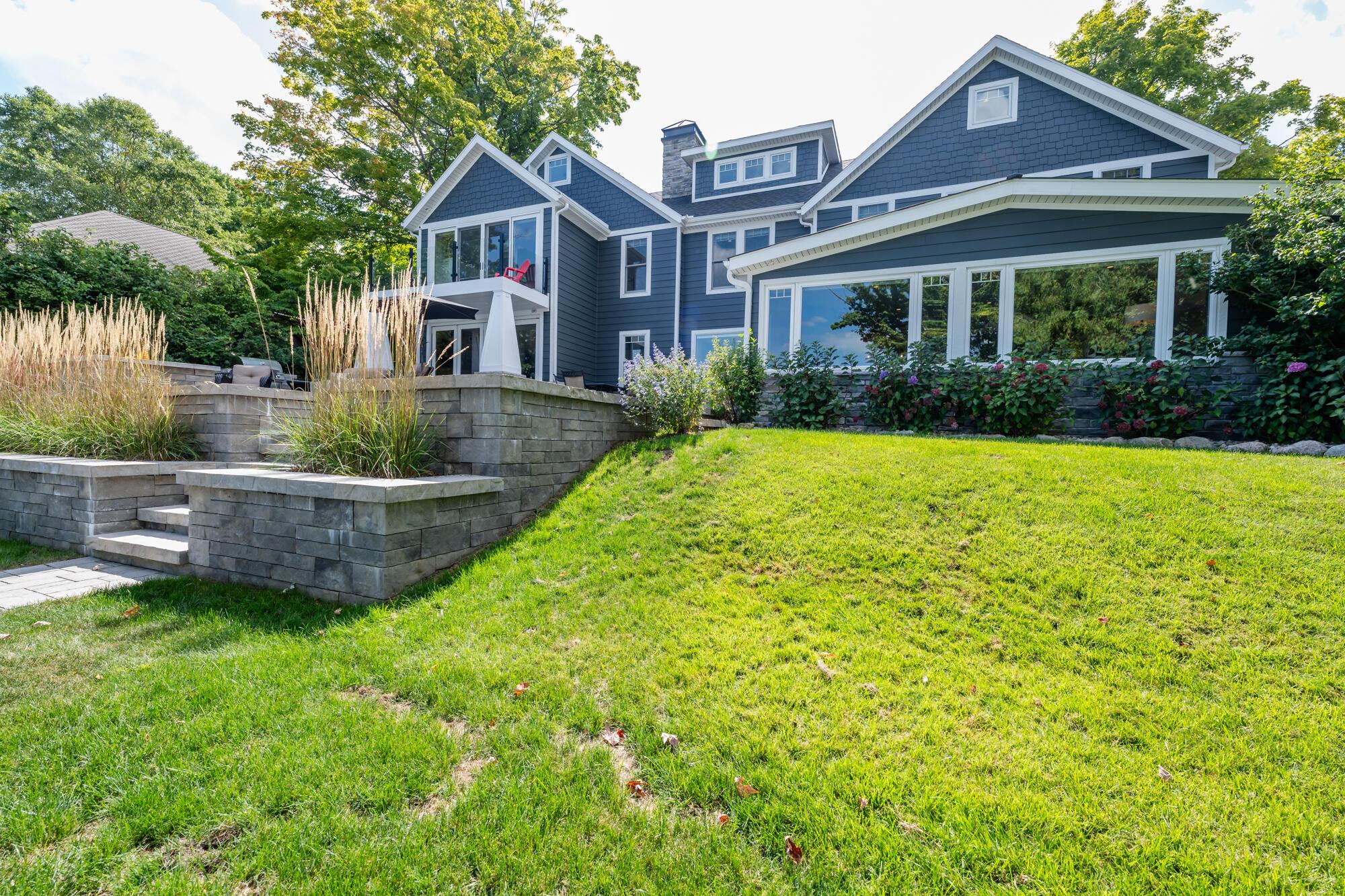 Image 2: Lakewood-175