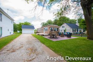 404 N Shore Drive
