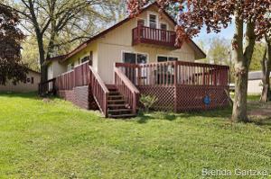 17100 Winona Lane