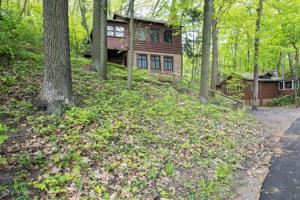 4635 Lake Road