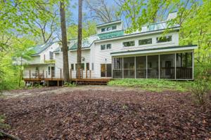4127 Cherokee Drive