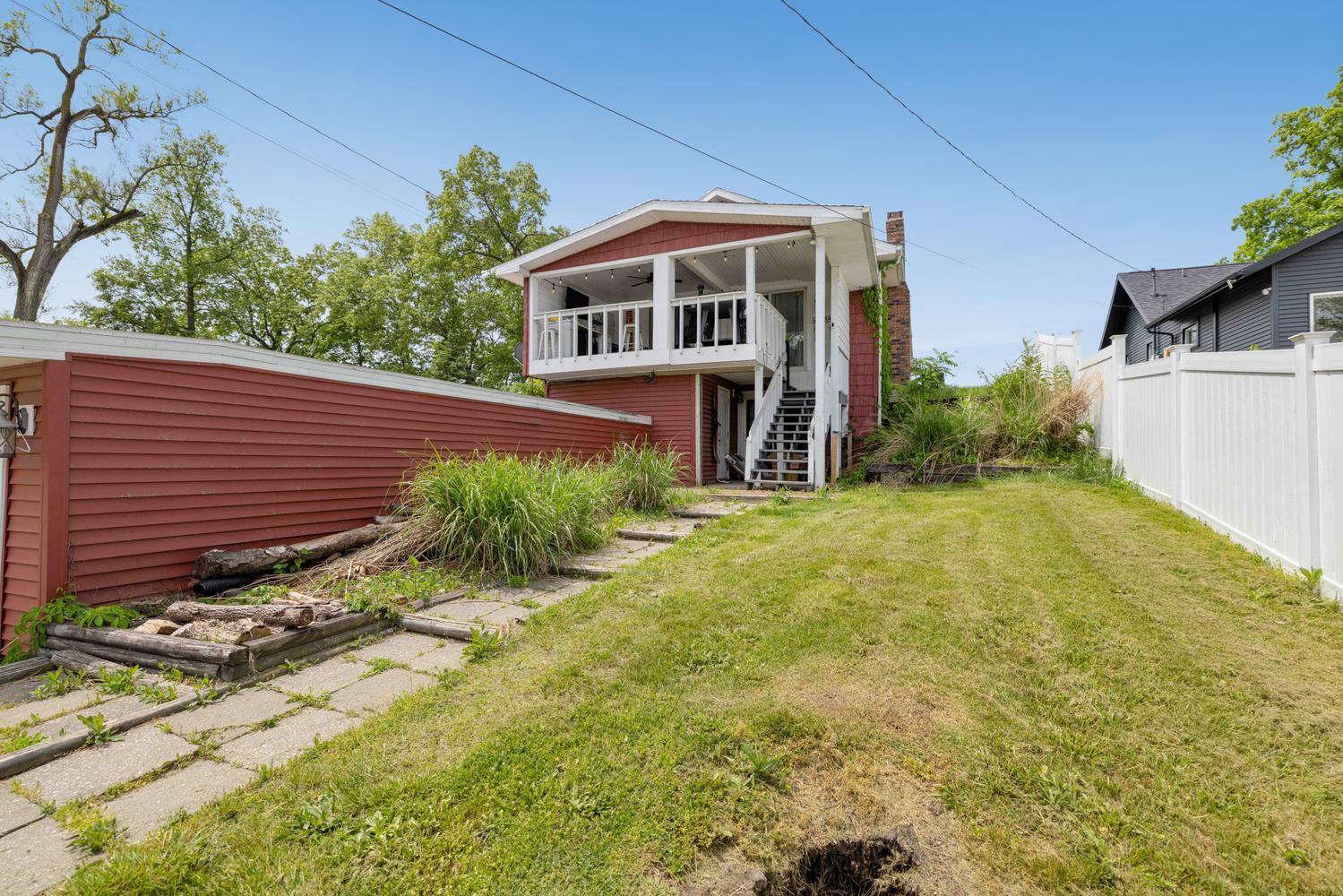 Image 3: 69907 Sunset Blvd Union MI-large-003-039