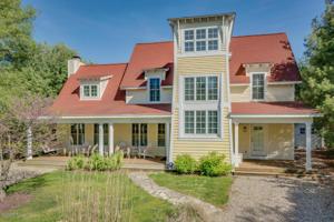 9978 Cottage Lane