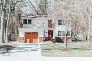 13623 Lakeshore Drive