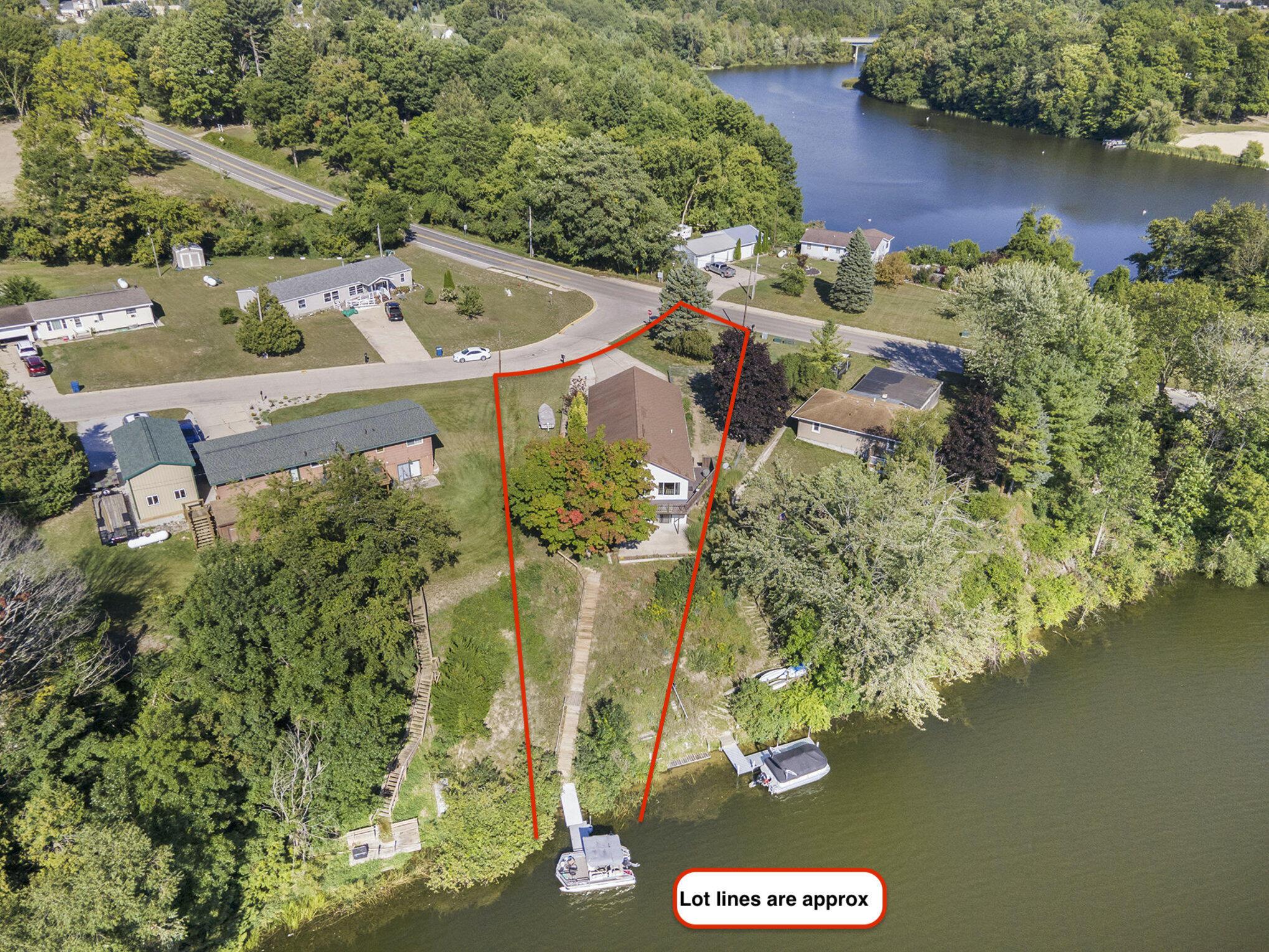 Image 4: 95 Hilltop aeriel