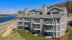 820 S Harbor