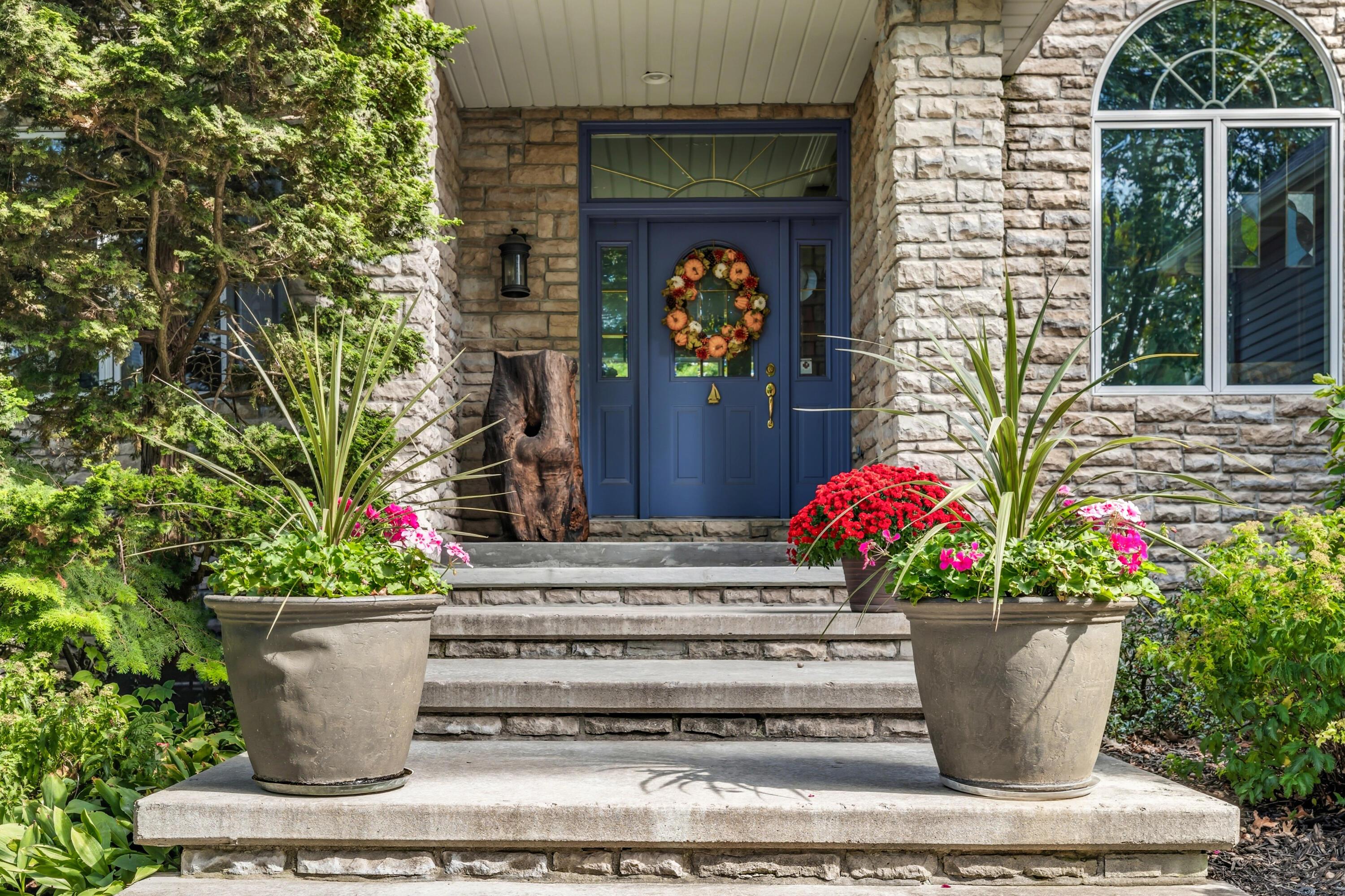 Image 3: 03-EK2A7331