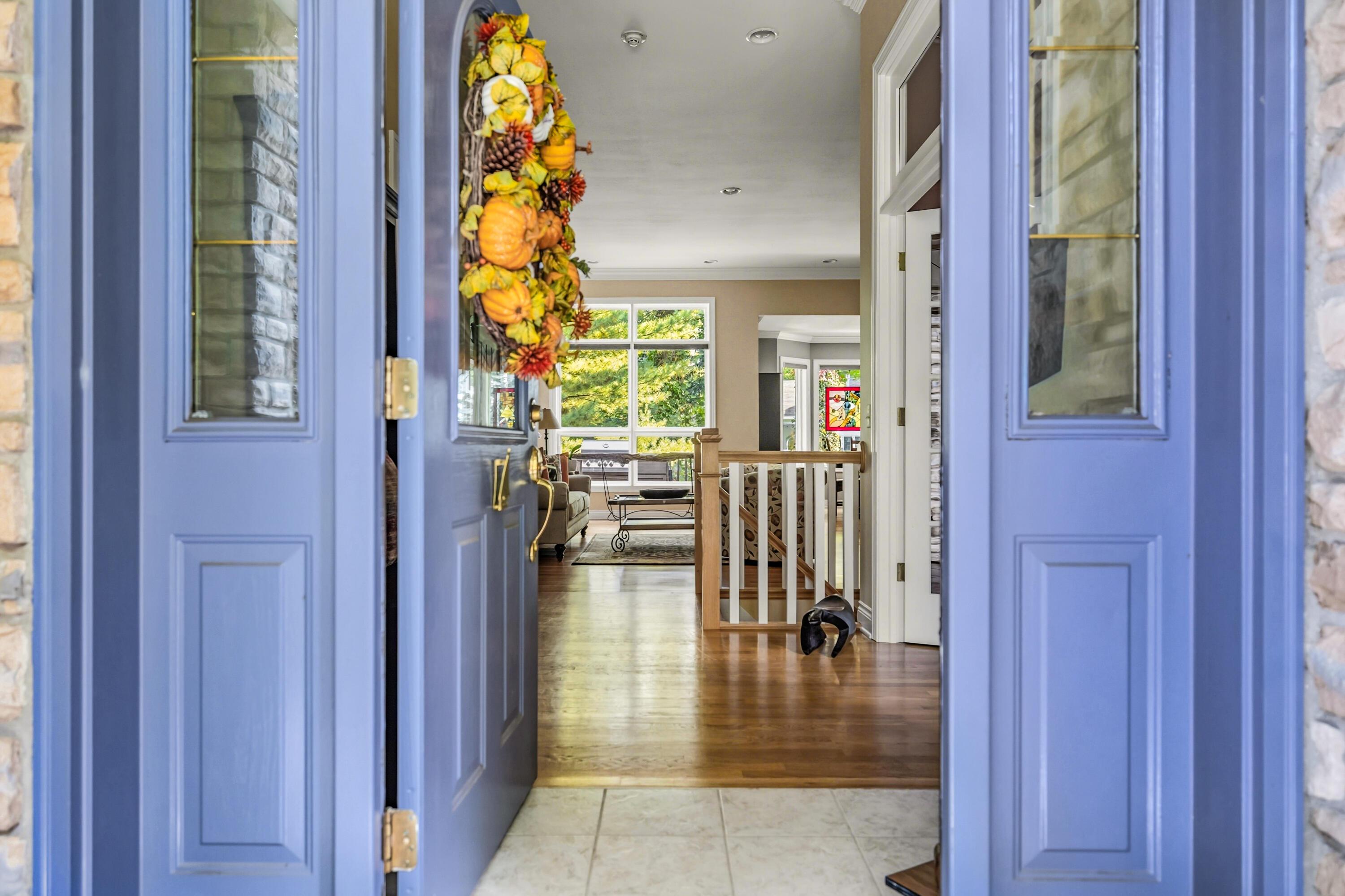 Image 4: 04-EK2A7172