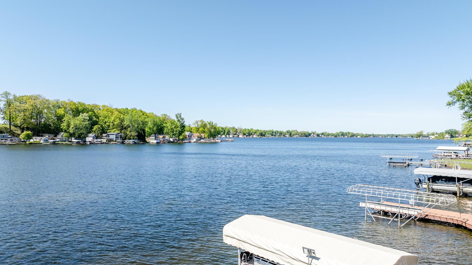 Image 4: Lake-103