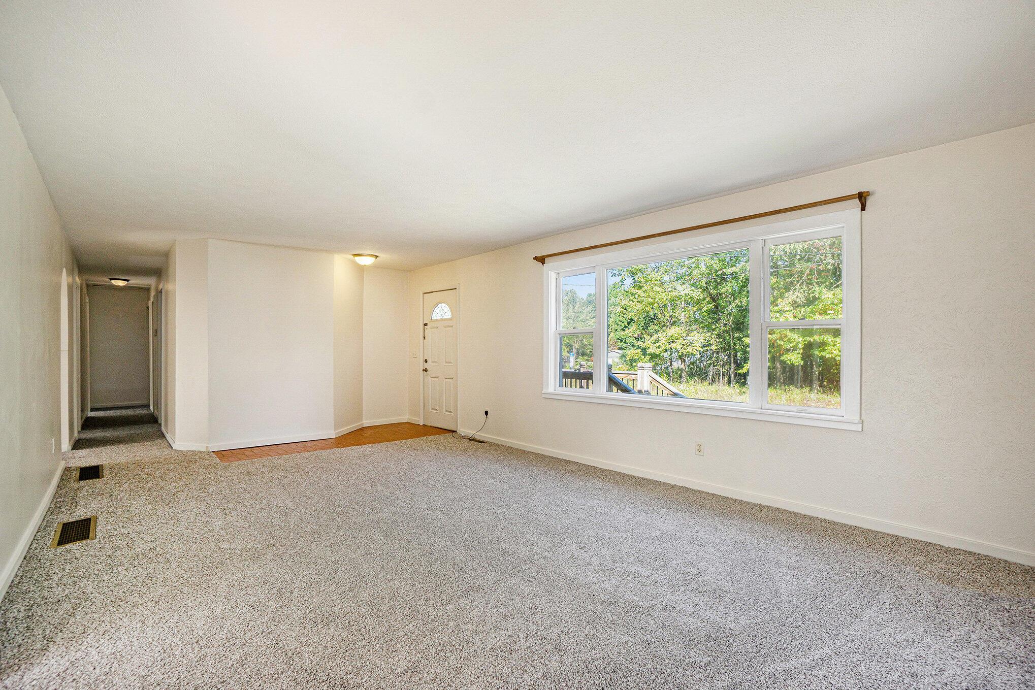 Image 3: 002_file_201