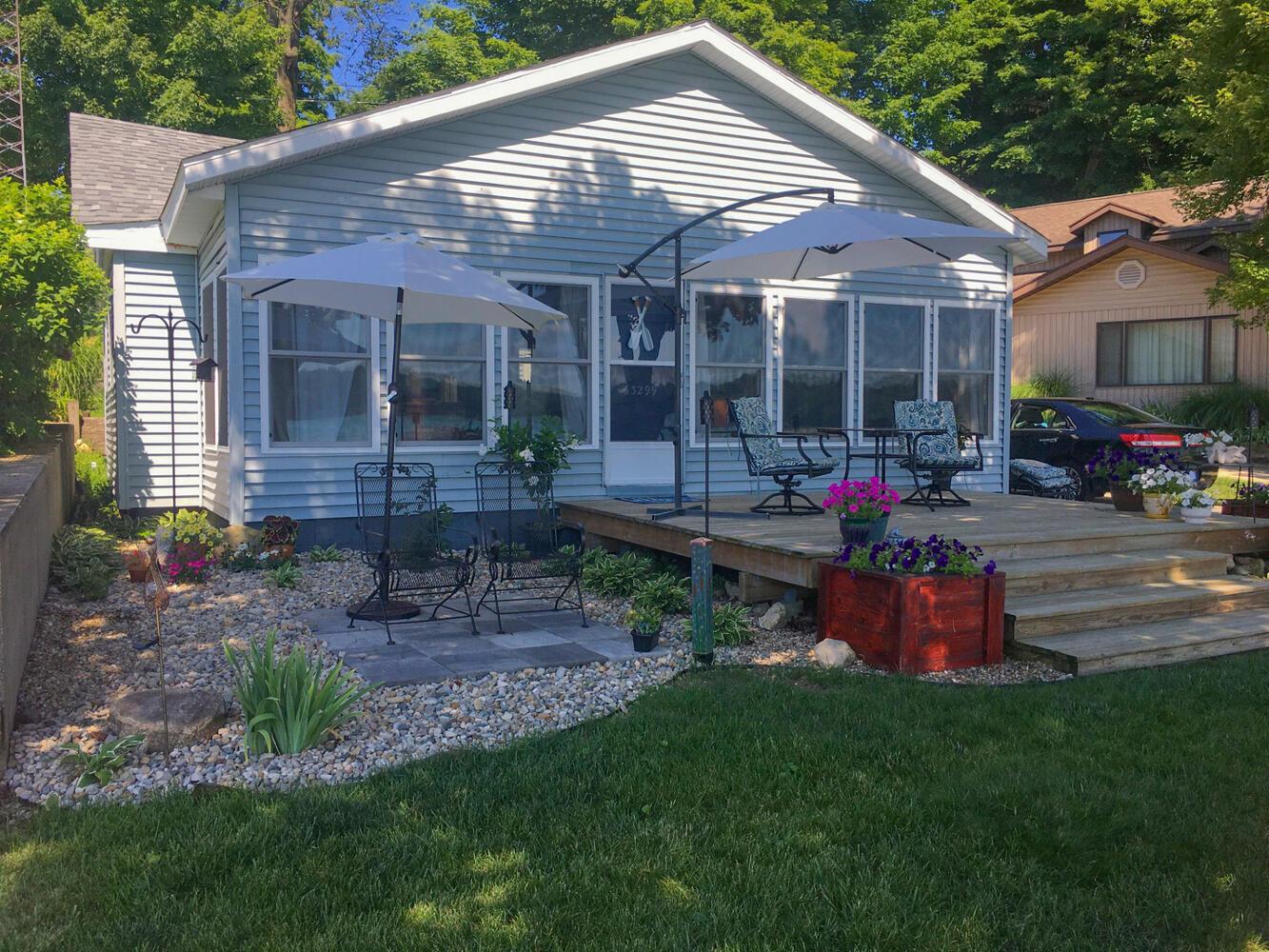 Image 2: 63299 Storeyhill St Vandalia-large-001-0