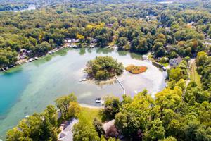 1309 W Gull Lake Drive