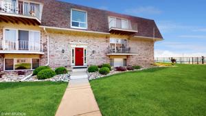3620 Lakeshore