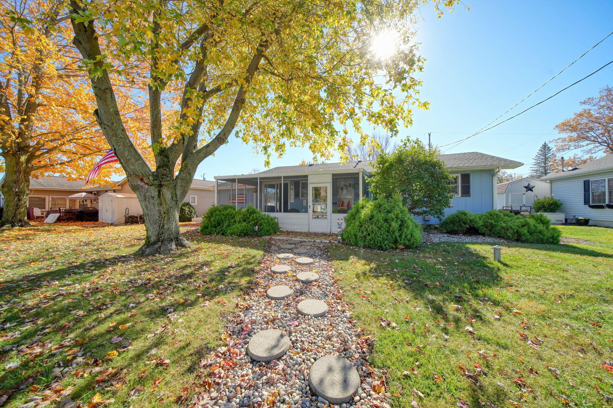 Image 2: 536 Hickory Lane, Coldwater, MI 49036