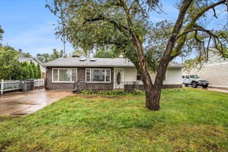 340 N Berrien