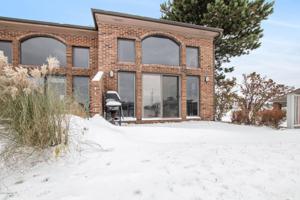 86 Harbor Drive