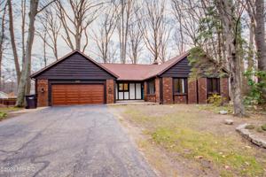 981 N Baywood Drive