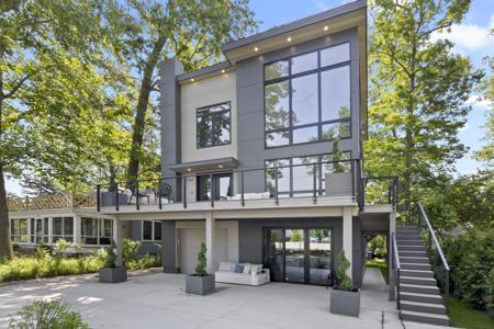 11160 Marquette Drive