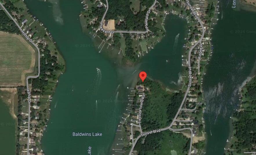 Image 3: 7 Pickeral Ave