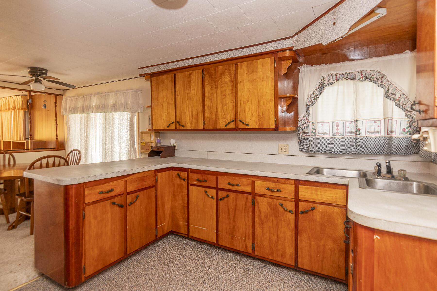 Image 4: 5188DeepPointDr-52