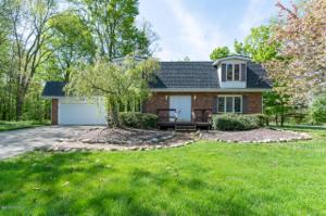 8106 Lake Vista Drive