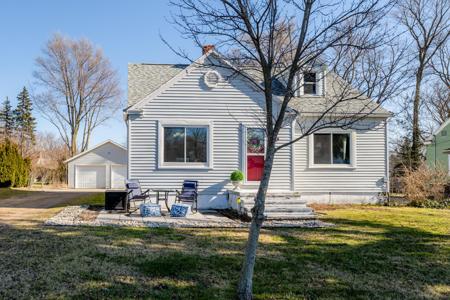 2225 S Cleveland