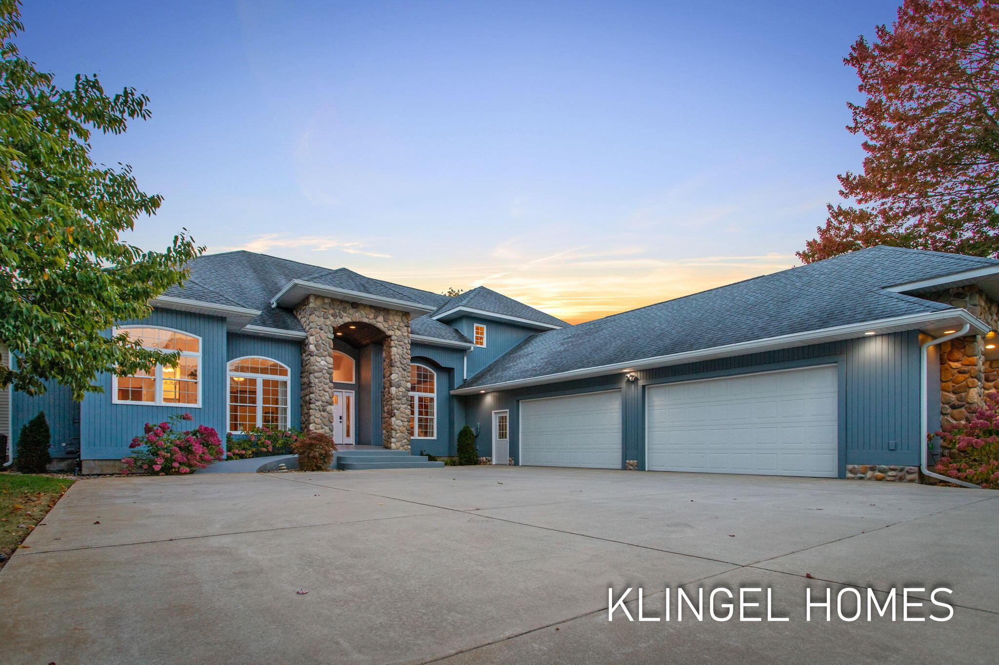 Image 2: 203-web-or-mls-3315-memorial-dr