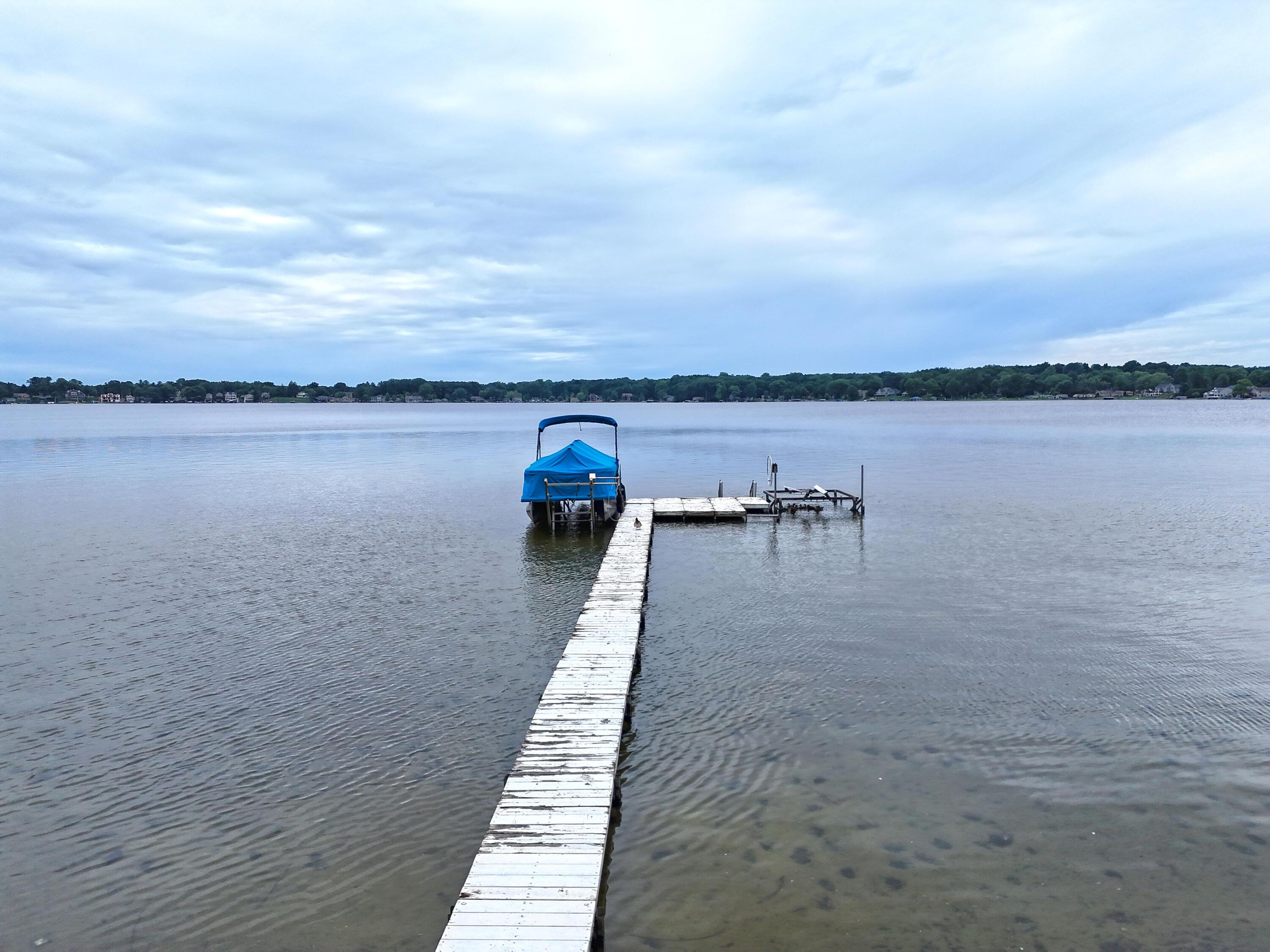 Image 2: Dock