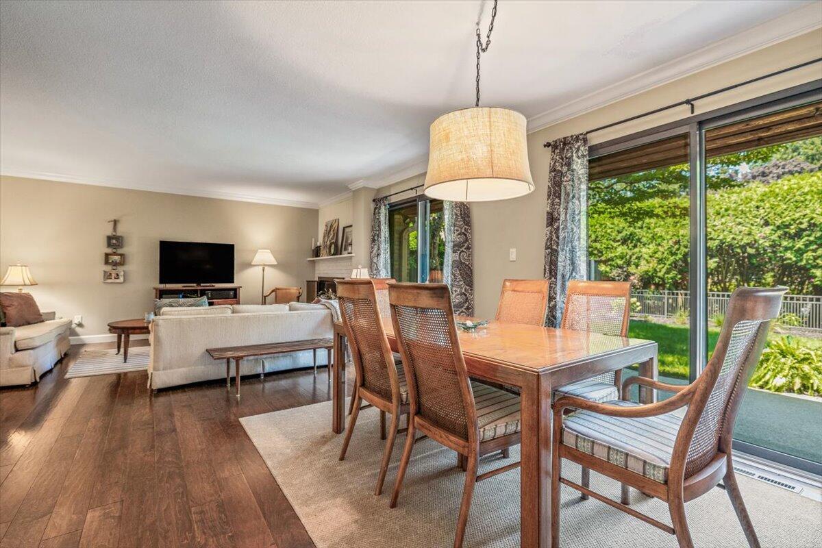 Image 2: 02-EK2A0663