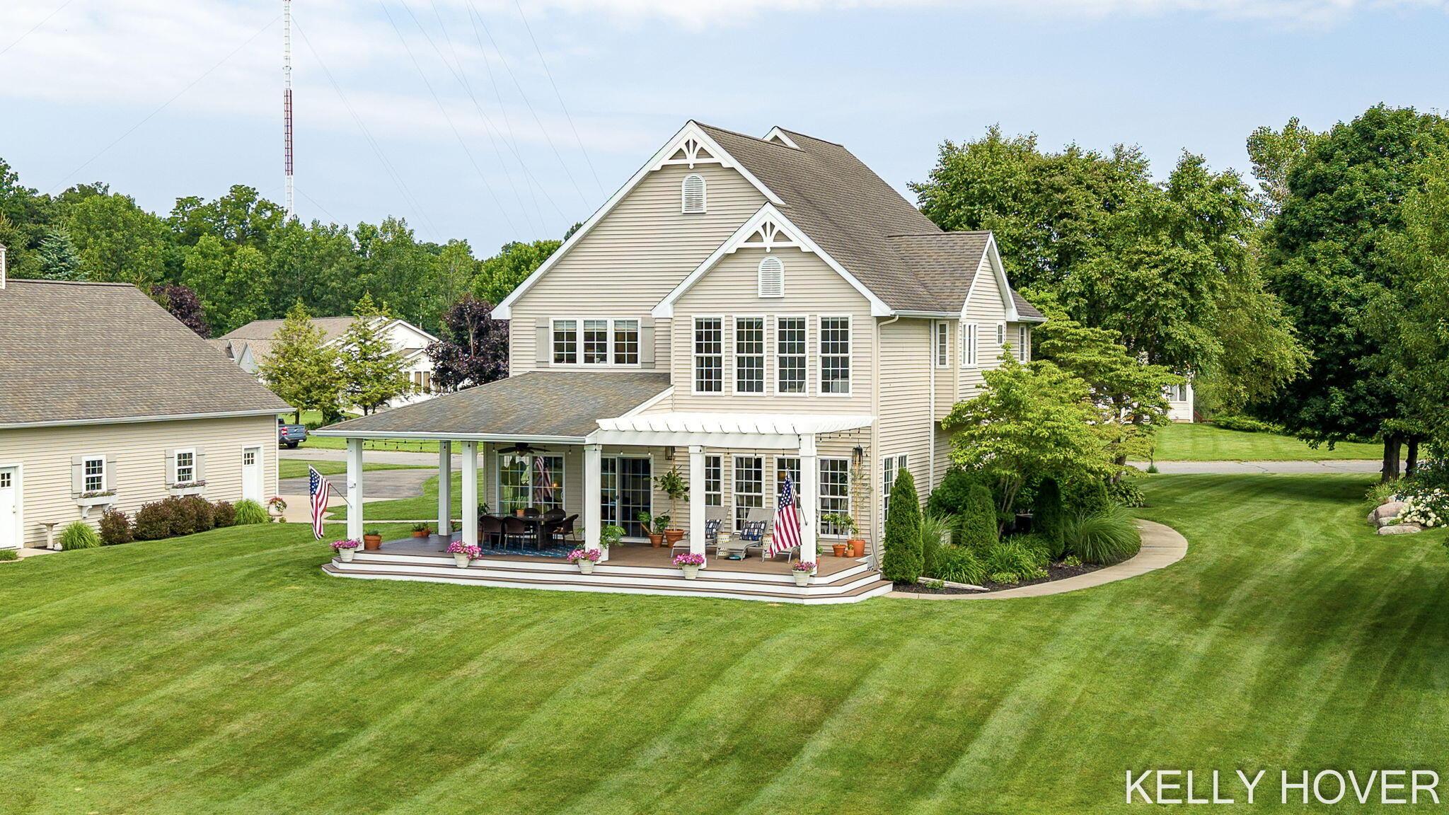 Image 1: 3-web-or-mls-12409-bayview-dr
