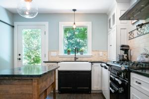 1640 S Lakeshore