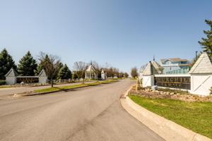 3499 Magnolia
