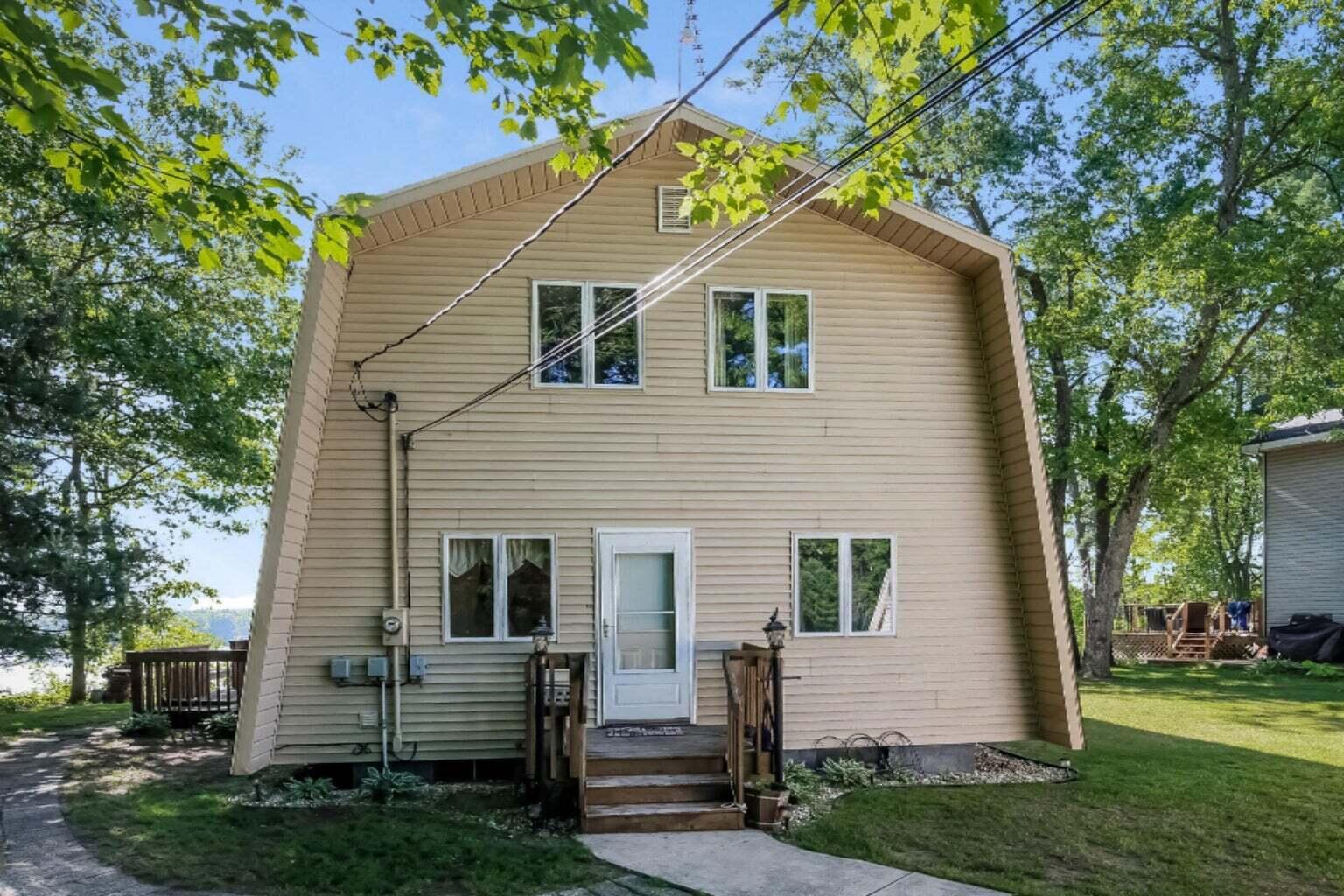 Image 1: Summer Front Photo