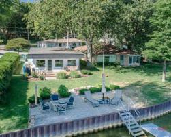 2020 Lake Street