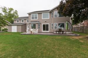 2713 Woodbine Avenue