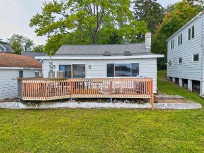 67023 Lakeshore Drive