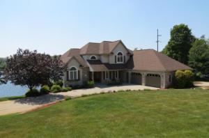 3699 Lake Harbor Drive