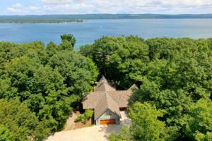 2739 Crescent Beach Road