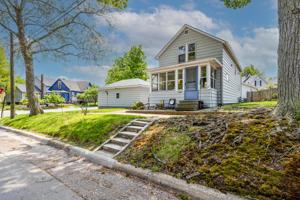 814 Hoyt